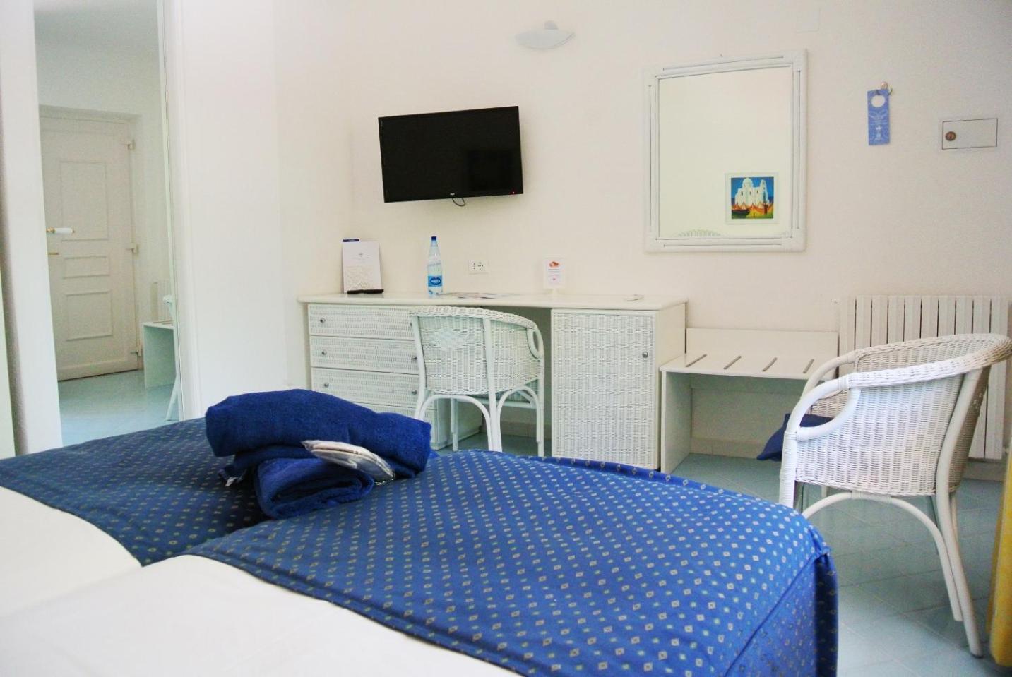 SENTIDO Paradiso Terme Resort&SPA con 5 piscine termali Forio di Ischia Esterno foto
